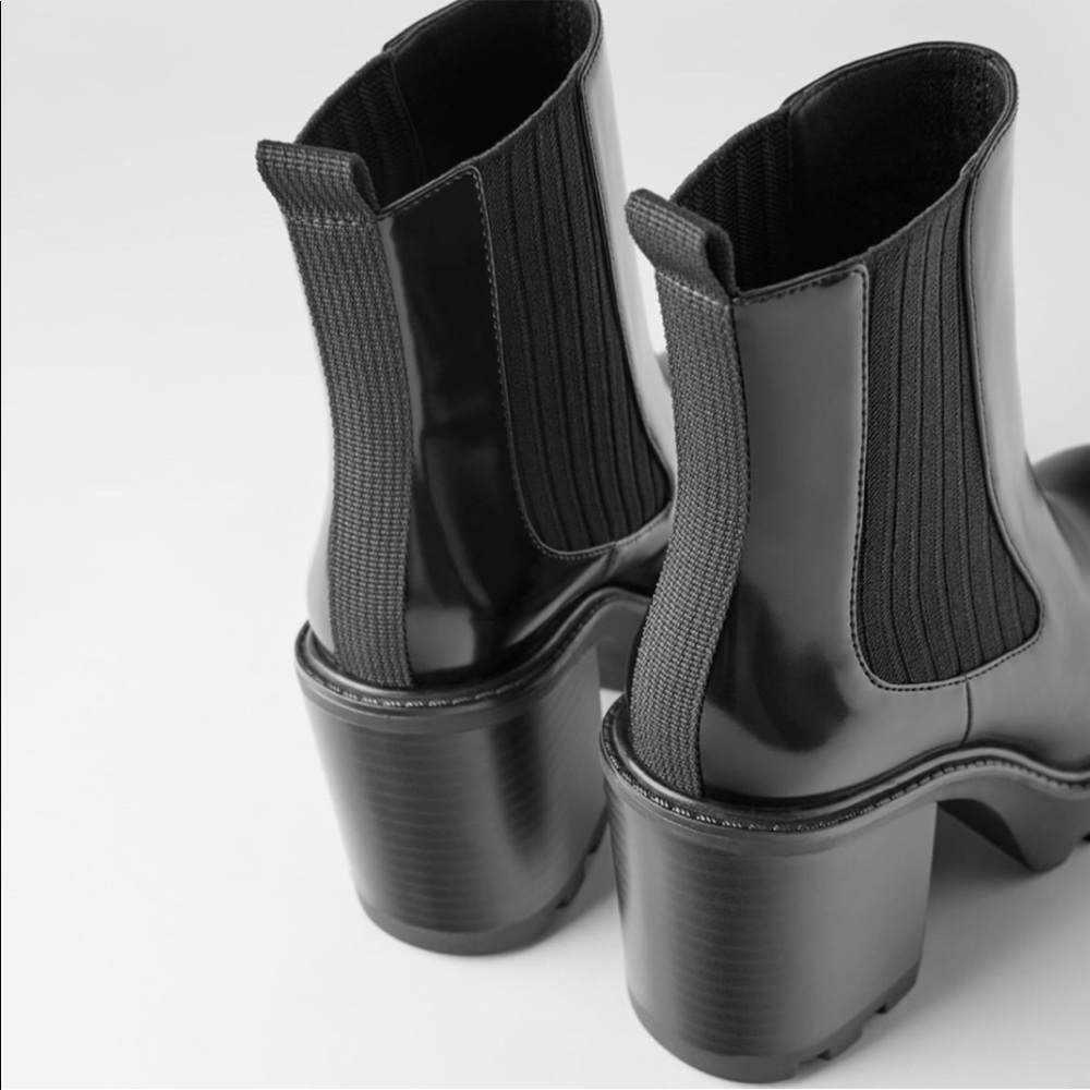 ZARA Platform Heel Lug Booties - Picture 3 of 4